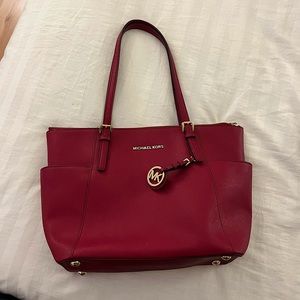 Michael Kors red shoulder handbag